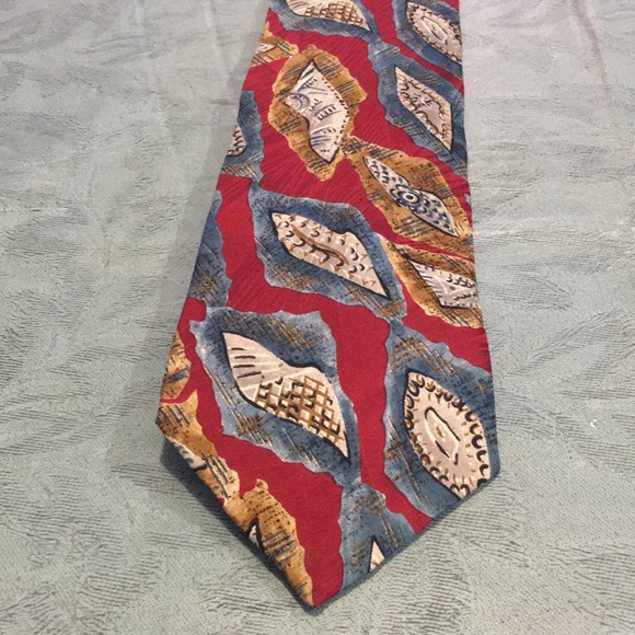 Oscar DeLa Renta Men’s Silk Tie NWOT Red Gold Blue A true statement of success - Picture 2 of 6